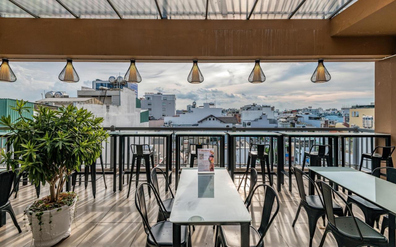 Cherry Hotel And Apartment Хошимін Екстер'єр фото